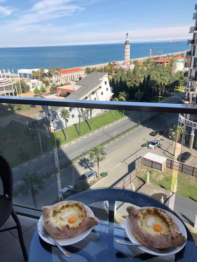 Apartment Sea Tower Khimshiashvili 15 Batoemi Buitenkant foto