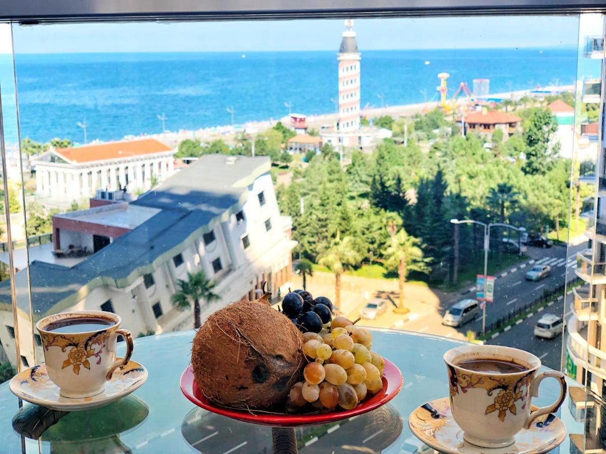 Apartment Sea Tower Khimshiashvili 15 Batoemi Buitenkant foto
